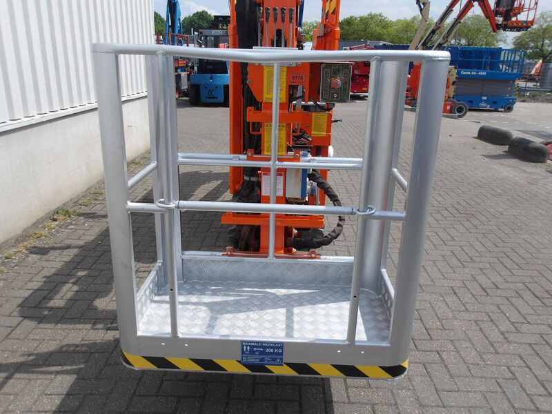 EasyLift R160 - Коленчатый подъемник: фото 4 EasyLift R160 - Коленчатый подъемник: фото 4
