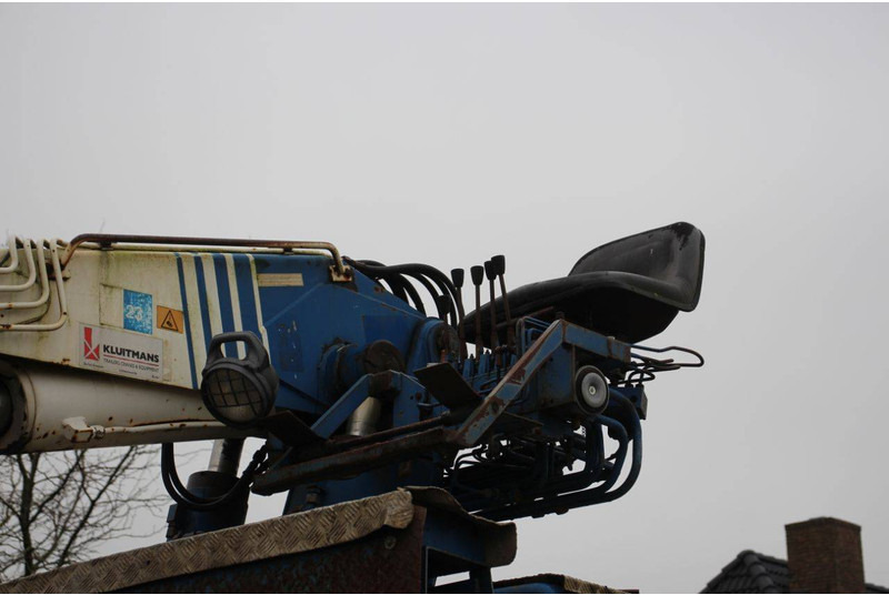 Полуприцеп бортовой/ Платформа Floor FLO 17 30H2: фото 11 Полуприцеп бортовой/ Платформа Floor FLO 17 30H2: фото 11