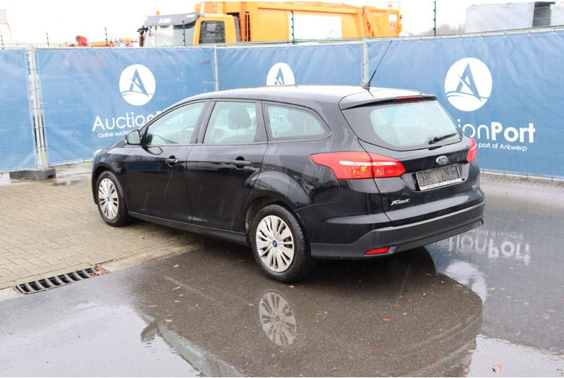 Ford Focus - Седан: фото 5 Ford Focus - Седан: фото 5