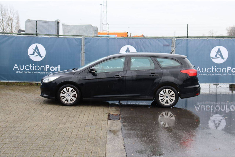 Ford Focus - Седан: фото 2 Ford Focus - Седан: фото 2