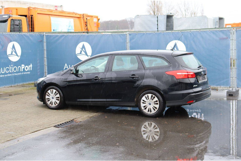 Ford Focus - Седан: фото 4 Ford Focus - Седан: фото 4