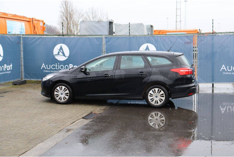 Ford Focus - Седан: фото 3 Ford Focus - Седан: фото 3