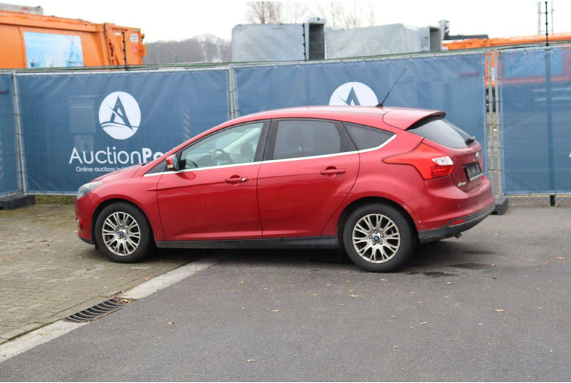 Ford Focus - Седан: фото 4 Ford Focus - Седан: фото 4