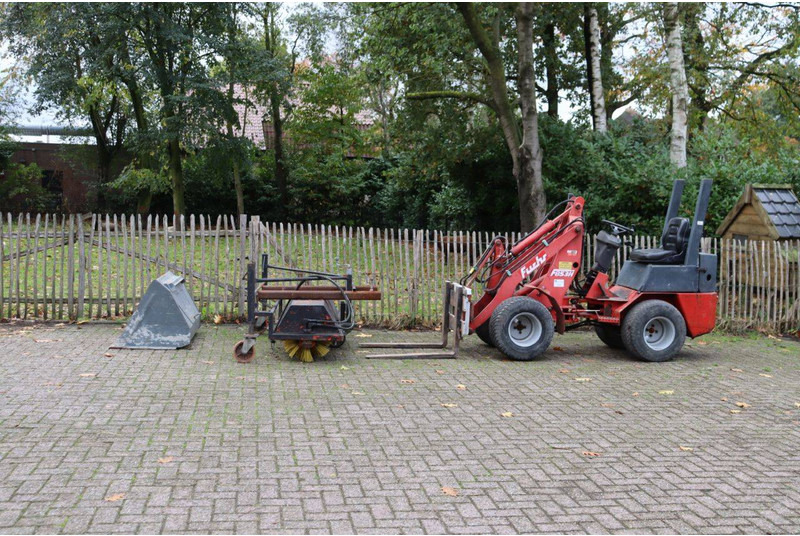 Fuchs F853H - Колёсный погрузчик: фото 1 Fuchs F853H - Колёсный погрузчик: фото 1