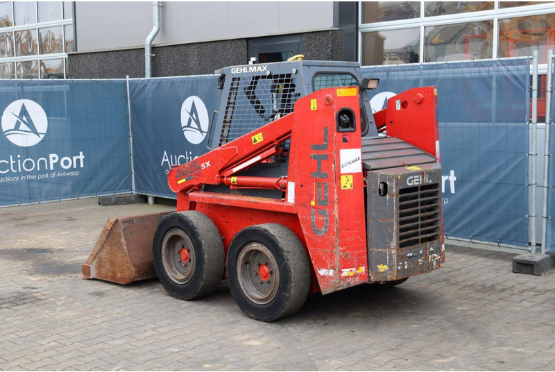 Gehl SL4625 - Колёсный погрузчик: фото 4 Gehl SL4625 - Колёсный погрузчик: фото 4