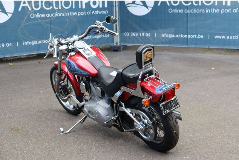 Harley-Davidson Deuce Softail - Мотоцикл: фото 4 Harley-Davidson Deuce Softail - Мотоцикл: фото 4