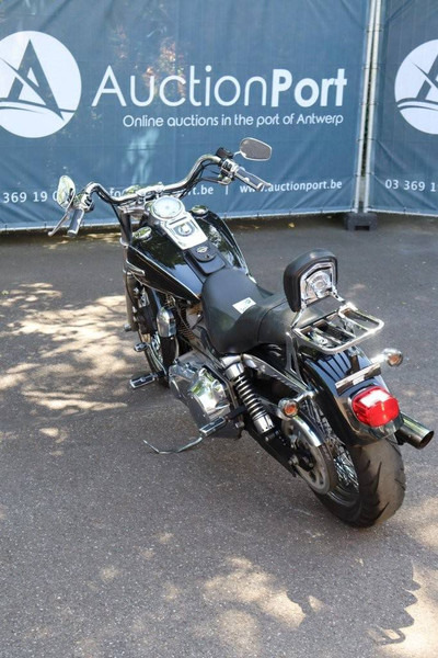 Harley-Davidson Dyna Super Glide - Мотоцикл: фото 5 Harley-Davidson Dyna Super Glide - Мотоцикл: фото 5