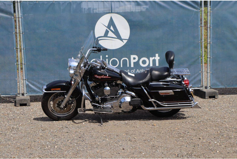 Harley-Davidson FLHR ROAD KING - Мотоцикл: фото 1 Harley-Davidson FLHR ROAD KING - Мотоцикл: фото 1