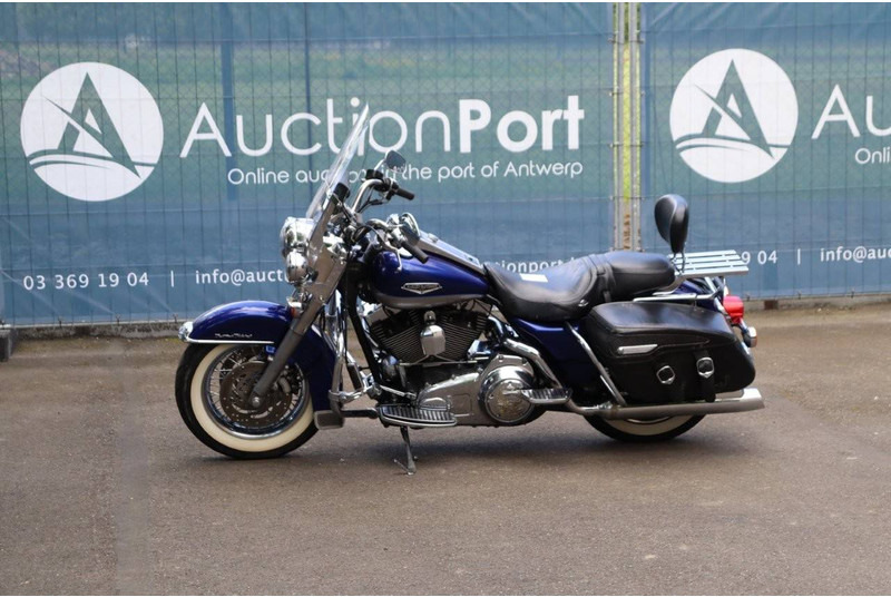 Harley-Davidson Road King Classic Touring - Мотоцикл: фото 1 Harley-Davidson Road King Classic Touring - Мотоцикл: фото 1