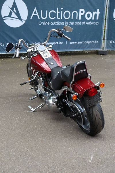 Harley-Davidson Softail Custom - Мотоцикл: фото 4 Harley-Davidson Softail Custom - Мотоцикл: фото 4