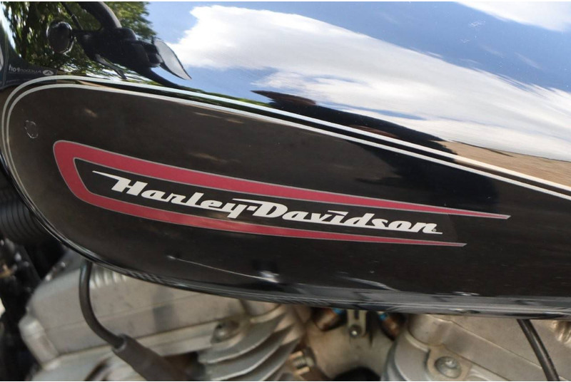 Мотоцикл Harley-Davidson Sportster XL883: фото 18 Мотоцикл Harley-Davidson Sportster XL883: фото 18