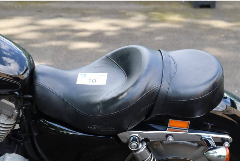 Мотоцикл Harley-Davidson Sportster XL883: фото 13 Мотоцикл Harley-Davidson Sportster XL883: фото 13