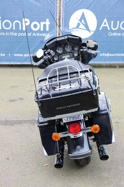 Harley-Davidson Ultra Classic - Мотоцикл: фото 5 Harley-Davidson Ultra Classic - Мотоцикл: фото 5