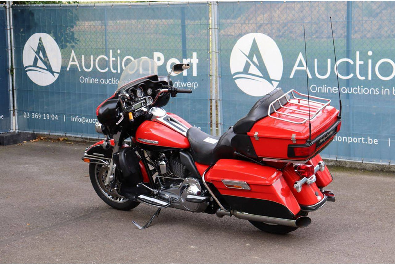 Harley-Davidson Ultra Classic - Мотоцикл: фото 3 Harley-Davidson Ultra Classic - Мотоцикл: фото 3