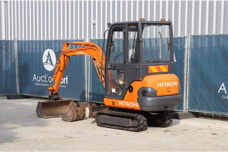 Hitachi EX15 - Гусеничный экскаватор: фото 4 Hitachi EX15 - Гусеничный экскаватор: фото 4