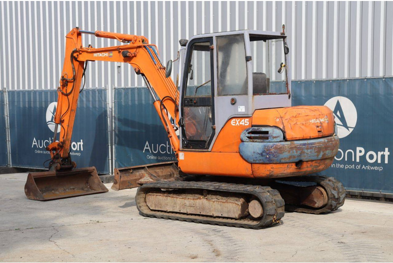 Hitachi EX45.2 - Гусеничный экскаватор: фото 4 Hitachi EX45.2 - Гусеничный экскаватор: фото 4