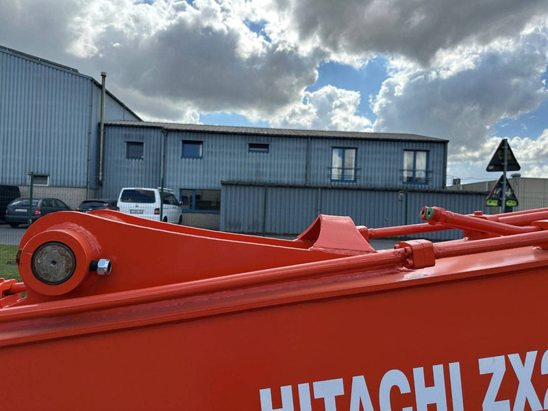 Новый Насос для воды Hitachi ZX200 long reach: фото 10
