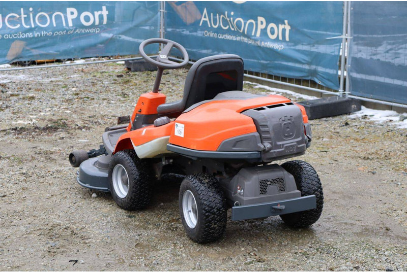 Husqvarna R215TH - Газонокосилка: фото 4 Husqvarna R215TH - Газонокосилка: фото 4