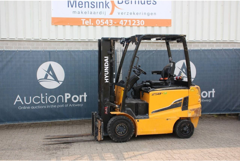 Hyundai 25B-9 - Электропогрузчик: фото 1 Hyundai 25B-9 - Электропогрузчик: фото 1