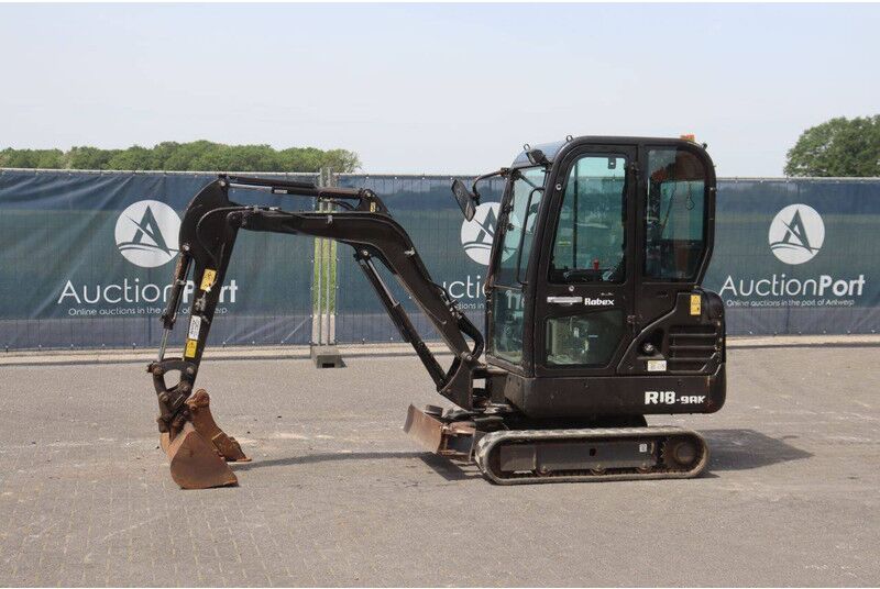 Hyundai R18-9AK - Гусеничный экскаватор: фото 1 Hyundai R18-9AK - Гусеничный экскаватор: фото 1