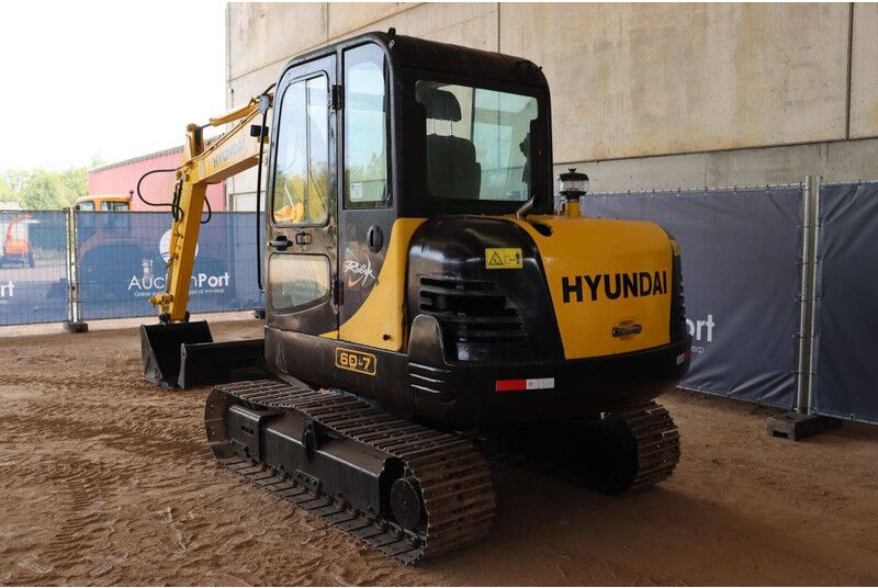 Hyundai R60-7 - Гусеничный экскаватор: фото 5 Hyundai R60-7 - Гусеничный экскаватор: фото 5
