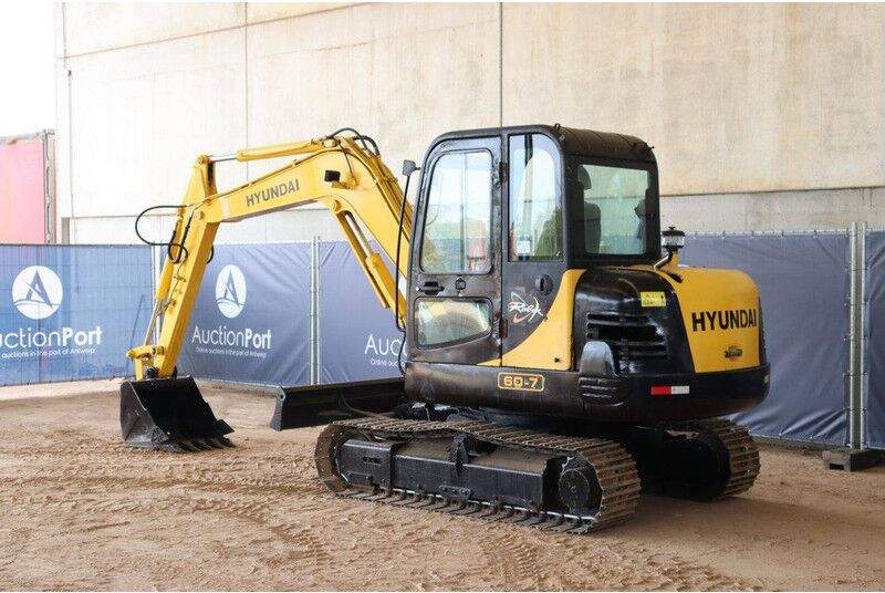Hyundai R60-7 - Гусеничный экскаватор: фото 4 Hyundai R60-7 - Гусеничный экскаватор: фото 4