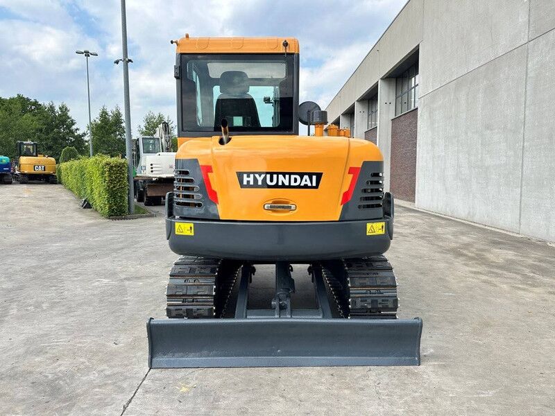 Hyundai R60VS - Гусеничный экскаватор: фото 5 Hyundai R60VS - Гусеничный экскаватор: фото 5