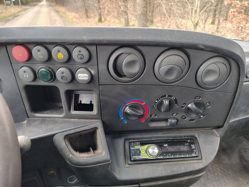 Iveco Daily 40C17 - Грузовик бортовой/ Платформа: фото 5 Iveco Daily 40C17 - Грузовик бортовой/ Платформа: фото 5