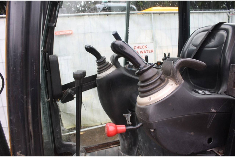 Мини-экскаватор JCB 8014 CTS: фото 6