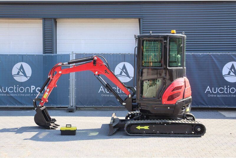 JPC HT25 - Мини-экскаватор: фото 2 JPC HT25 - Мини-экскаватор: фото 2