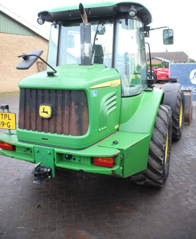 John Deere 3800 - Колёсный погрузчик: фото 5 John Deere 3800 - Колёсный погрузчик: фото 5
