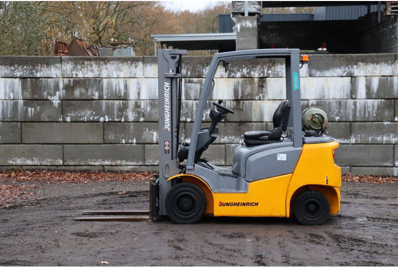 Jungheinrich TFG 320 - Газовый погрузчик: фото 2 Jungheinrich TFG 320 - Газовый погрузчик: фото 2