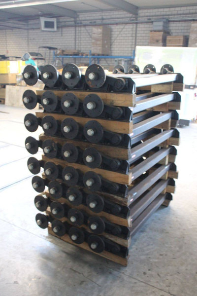 Knott GmbH  - Прицеп бортовой/ Платформа: фото 5 Knott GmbH  - Прицеп бортовой/ Платформа: фото 5