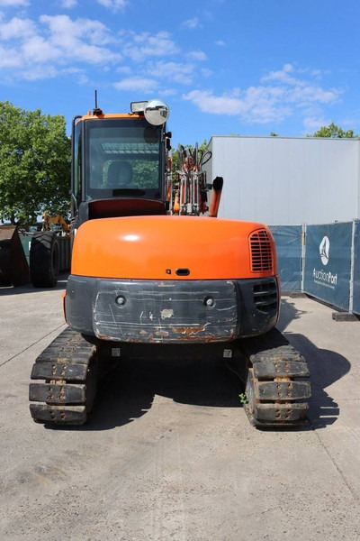 Komatsu PC80MR-3 - Гусеничный экскаватор: фото 4 Komatsu PC80MR-3 - Гусеничный экскаватор: фото 4