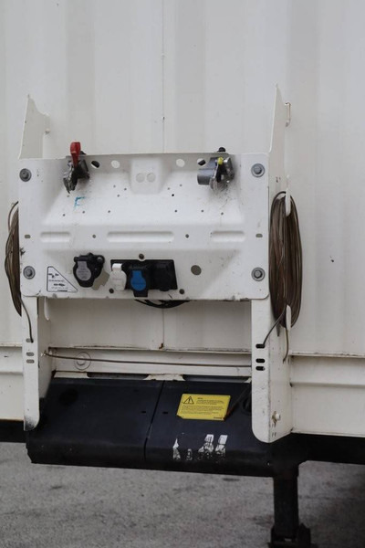 Тентованный полуприцеп Krone SD: фото 10