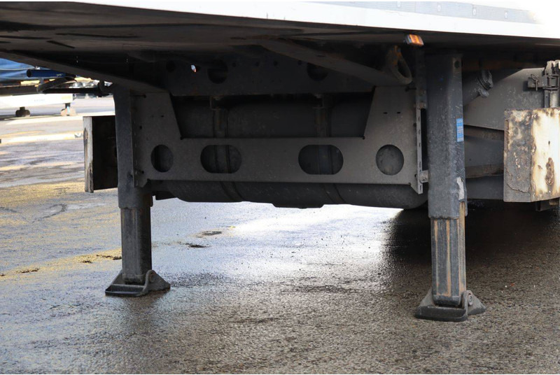 Полуприцеп-рефрижератор Krone SD: фото 16 Полуприцеп-рефрижератор Krone SD: фото 16