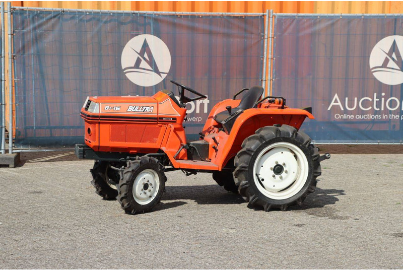 Kubota B1-16 Bulltra - Трактор: фото 1 Kubota B1-16 Bulltra - Трактор: фото 1