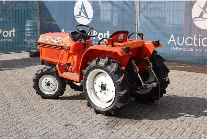 Kubota B1-16 Bulltra - Трактор: фото 4 Kubota B1-16 Bulltra - Трактор: фото 4