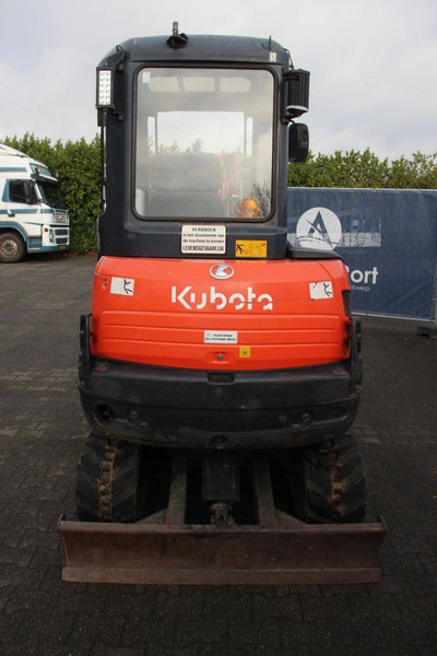 Kubota KX61-3 - Гусеничный экскаватор: фото 4 Kubota KX61-3 - Гусеничный экскаватор: фото 4