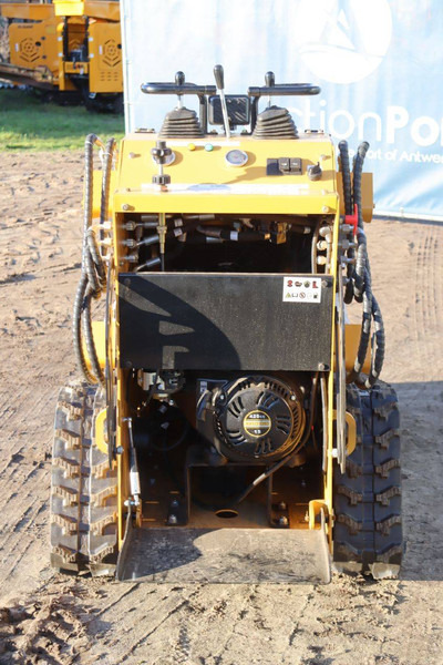 LH T360 - Гусеничный погрузчик: фото 5 LH T360 - Гусеничный погрузчик: фото 5