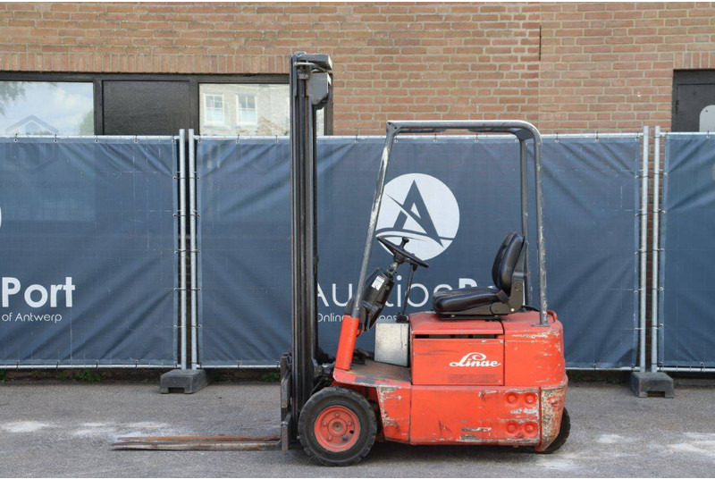 Linde E12 - Электропогрузчик: фото 2 Linde E12 - Электропогрузчик: фото 2