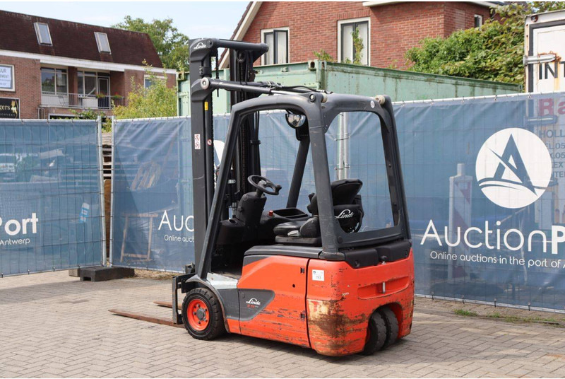 Linde E15-02 - Электропогрузчик: фото 4 Linde E15-02 - Электропогрузчик: фото 4