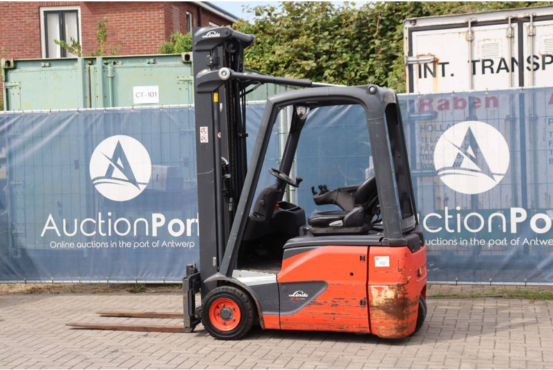 Linde E15-02 - Электропогрузчик: фото 3 Linde E15-02 - Электропогрузчик: фото 3