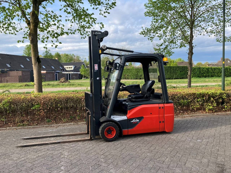 Linde E20L-02 - Электропогрузчик: фото 1 Linde E20L-02 - Электропогрузчик: фото 1