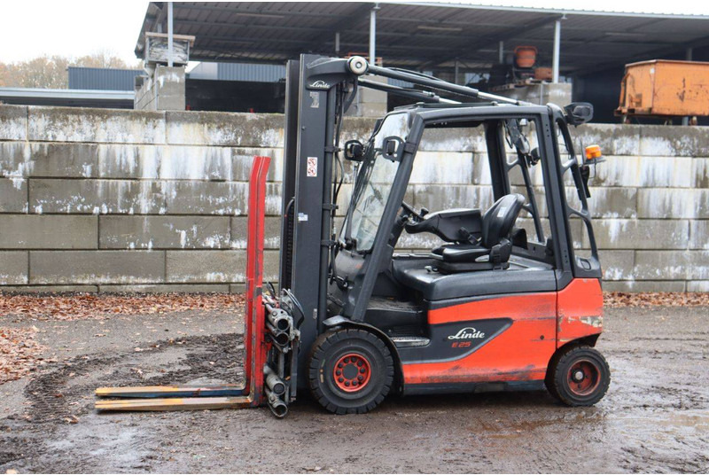 Linde E25 - Электропогрузчик: фото 1 Linde E25 - Электропогрузчик: фото 1