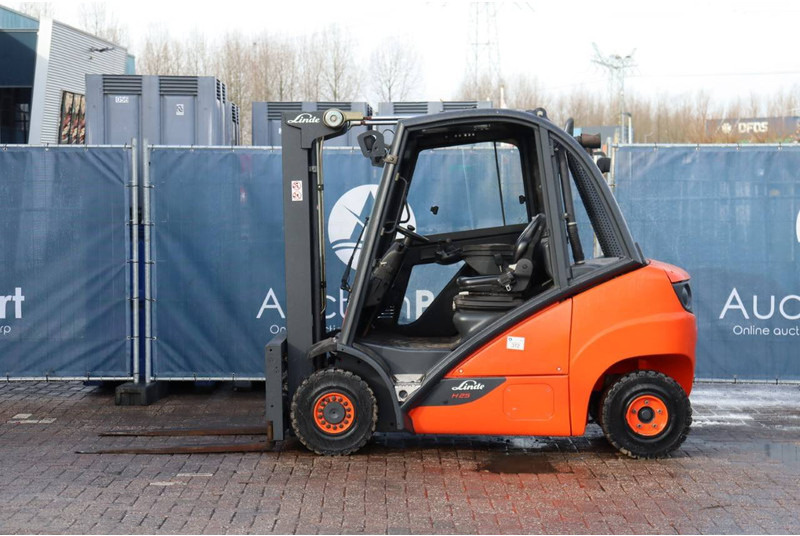 Linde H25D - Дизельный погрузчик: фото 2 Linde H25D - Дизельный погрузчик: фото 2