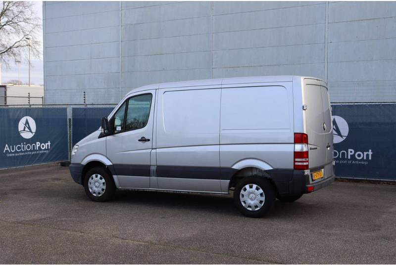 Mercedes-Benz Sprinter - Цельнометаллический фургон: фото 4 Mercedes-Benz Sprinter - Цельнометаллический фургон: фото 4