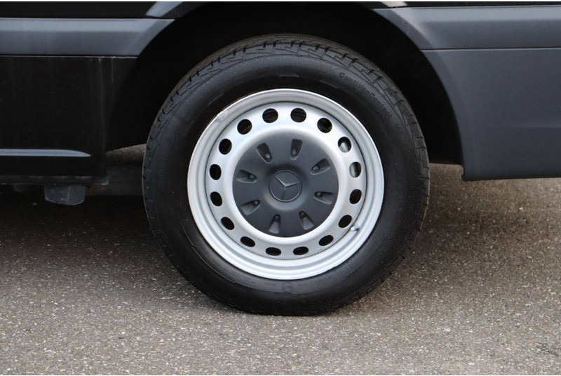 Цельнометаллический фургон Mercedes-Benz Vito 110 CDI: фото 17 Цельнометаллический фургон Mercedes-Benz Vito 110 CDI: фото 17