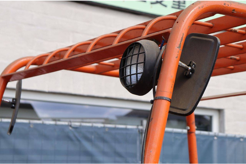 Дизельный погрузчик Mitsubishi FD25: фото 15 Дизельный погрузчик Mitsubishi FD25: фото 15