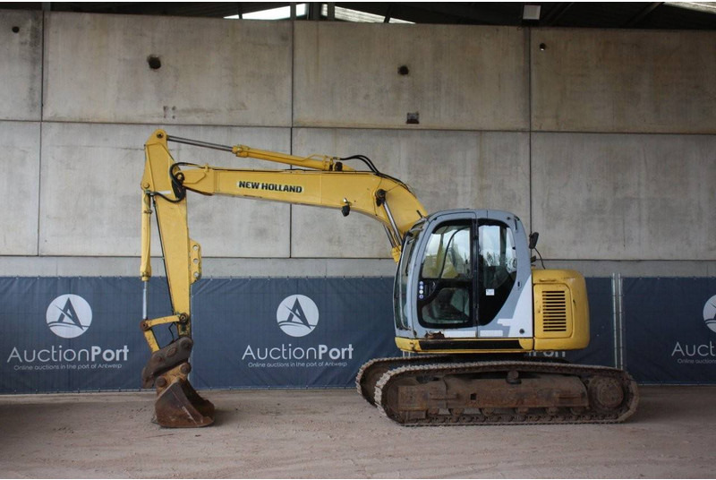 New Holland E115SR - Гусеничный экскаватор: фото 1 New Holland E115SR - Гусеничный экскаватор: фото 1